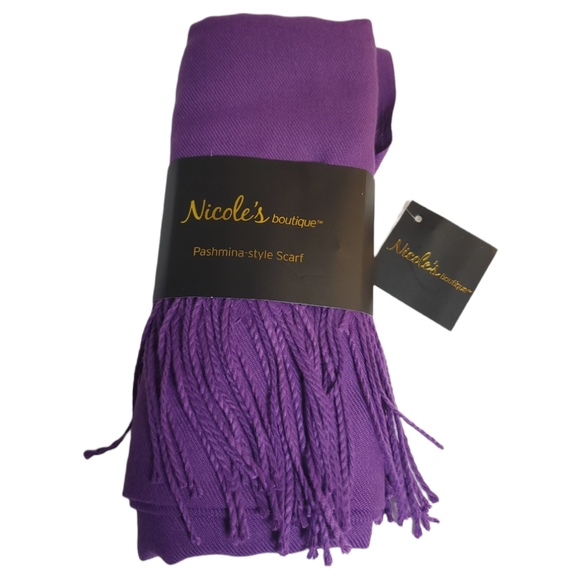 Nicole's Accessories - NICOLES BOUTIQUE PURPLE SCARF